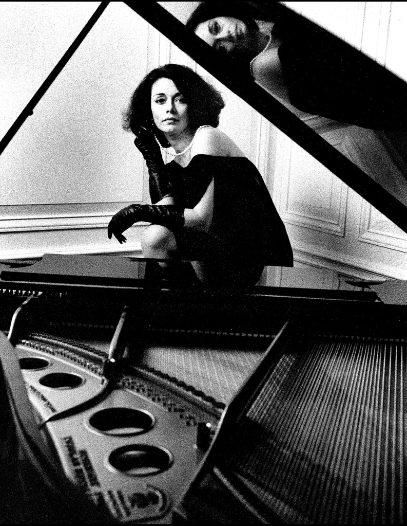 KATHLEEN LANDIS - CHANTEUSE