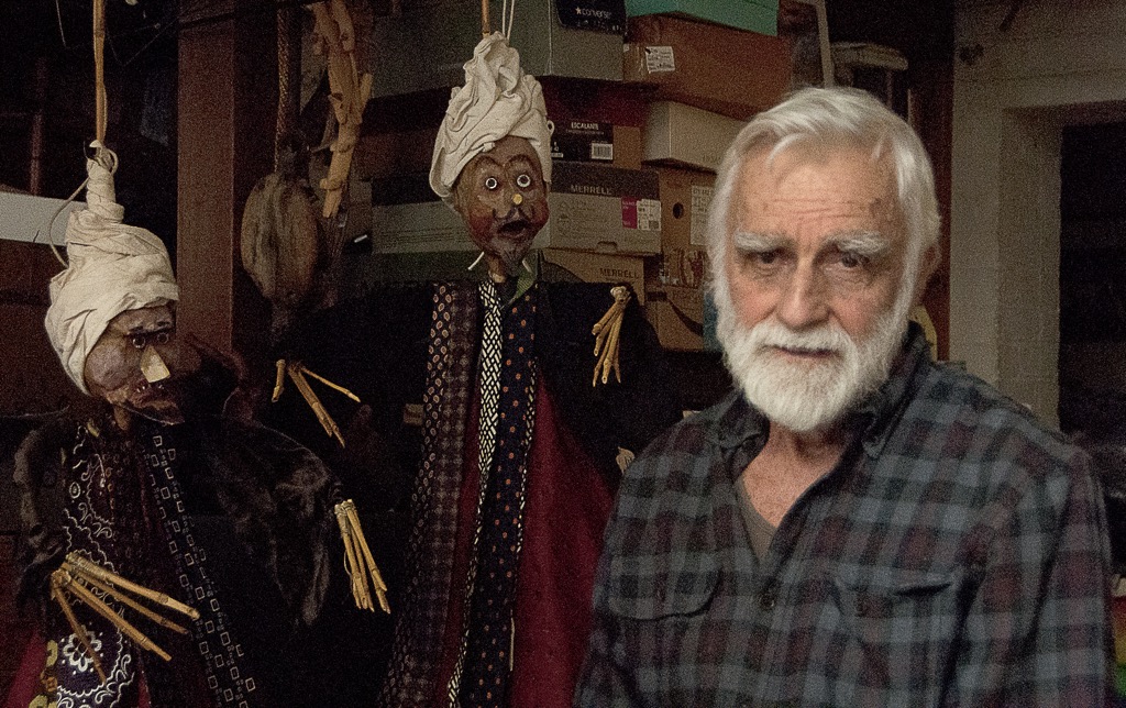 RALPH LEE - ARTIST, PUPPETEER - MASK MAKER